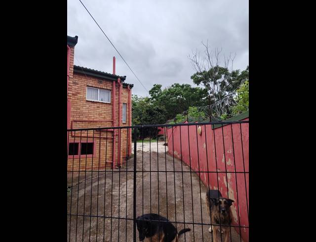 7 BEDROOM HOUSE FOR SALE IN RESERVOIR HILLS